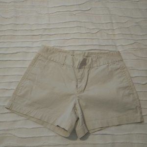 Gap khaki shorts